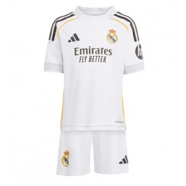 Real Madrid Vinicius Junior #7 Hjemmebanetrøje Børn 2025-26 Kortærmet (+ Korte bukser)